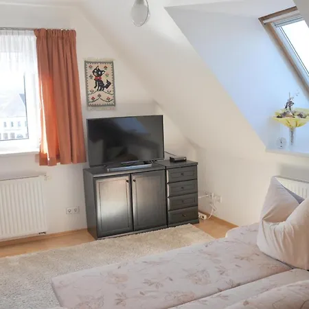 Atelier Grünfink Apartment Clausnitz